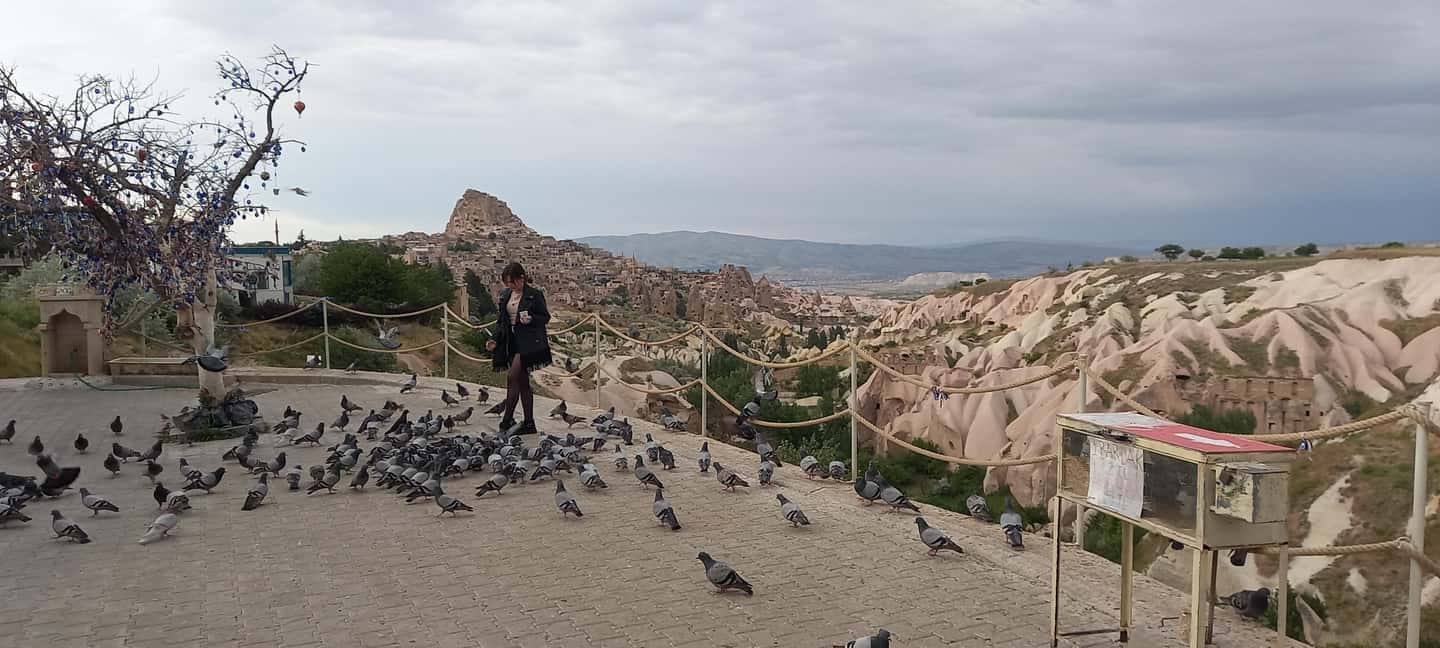 Cappadocia: Derinkuyu, Selime, Nar Crater Lake & Ihlara Tour - Tea ceremony, cheese tasting, and the bazaar stop you don’t have to rush
