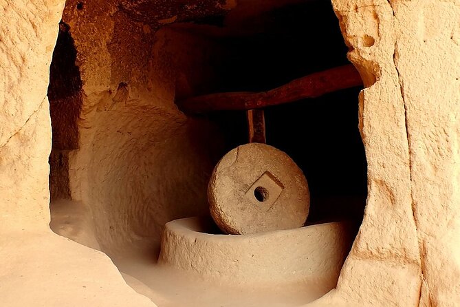 Cappadocia: Full-Day Small Group Tour with Lunch & Tickets - Avanos Çarşı Seramik Pottery Demo: Art Work You Can See, But Shopping Takes Time