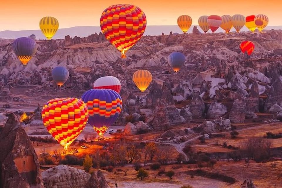 Cappadocia: Göreme Sunrise Hot Air Balloon Ride w/ Breakfast - Landing ceremony and your personalized flight certificate