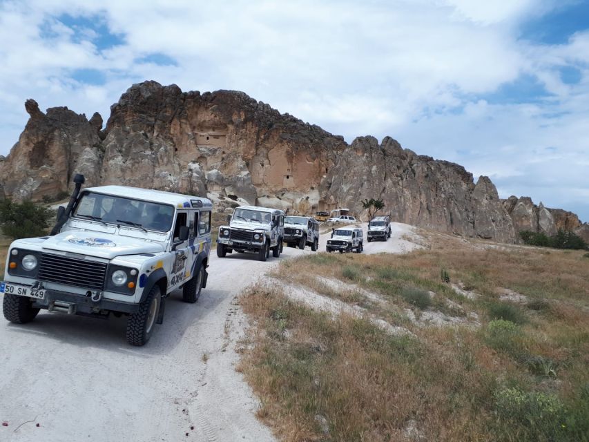 Cappadocia: Private Jeep Tour with Sunrise or Sunset Options - How the Private Jeep Safari Works in Cappadocia