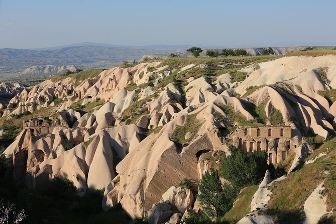 Cappadocia PRIVATE TOUR, All in One Day ,with guide( ENG-Portguse - Fairy Chimneys, Devrent Valley, and Love Valley: Animal Shapes in Volcanic Rock
