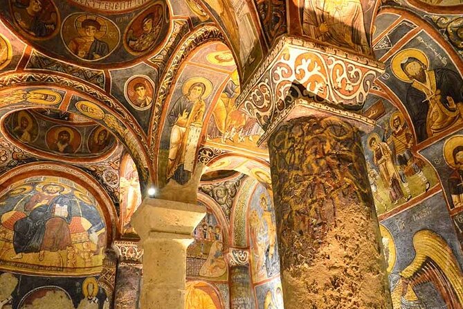 Cappadocia Red Tour Lunch + Guide + Museum Tickets /Small Group - Uçhisar Castle Viewpoint: The Quickest Way to Orient Yourself
