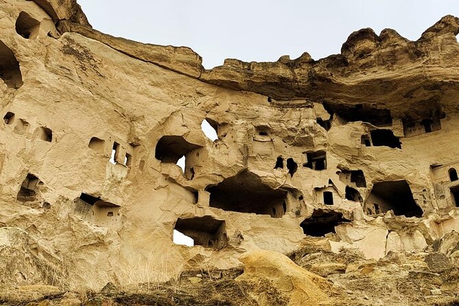 Cappadocia Red Tour (pro guide, transfer incl) - Stop 3: Çavuşin Village, Old Greek Houses, and a Lunch Break