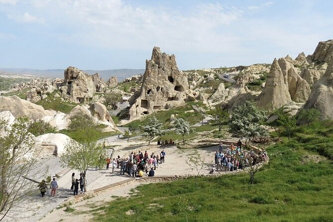 Cappadocia Red Tour (pro guide, transfer incl) - Starting at 9:30 and Staying Comfortable on the Road