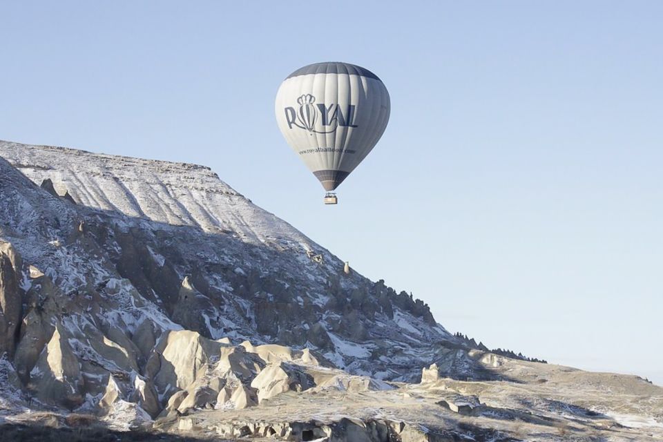 Cappadocia: Royal King Flight - The 60-minute flight: valleys, rock formations, and real photo time