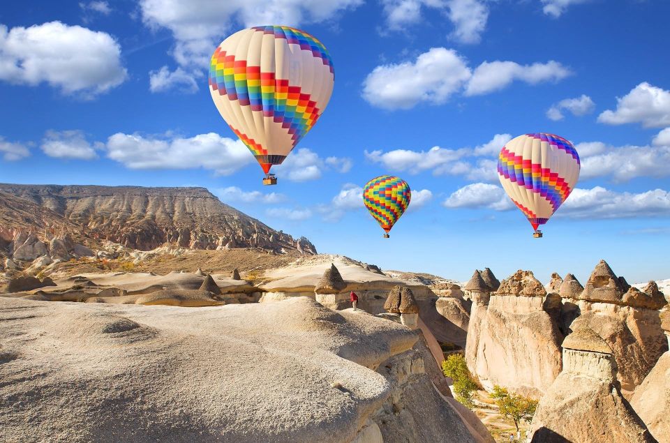 Cappadocia: Sunrise Hot Air Balloon Watching Experience - Guides, comfort, and the small things that make it work
