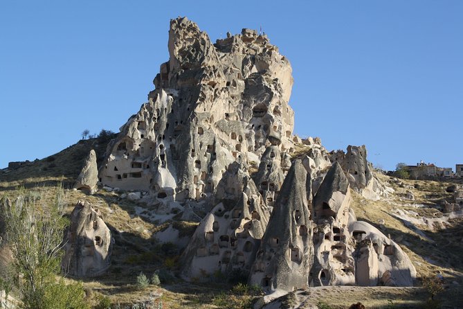 Red (North) Tour Cappadocia (small group) with lunch and tickets - Stop 1: Uchisar Castle and the “big picture” view