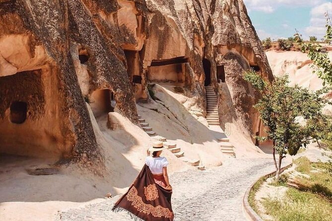Small Group Red Tour - Stop 3: Zelve Open Air Museum and rock-cut life