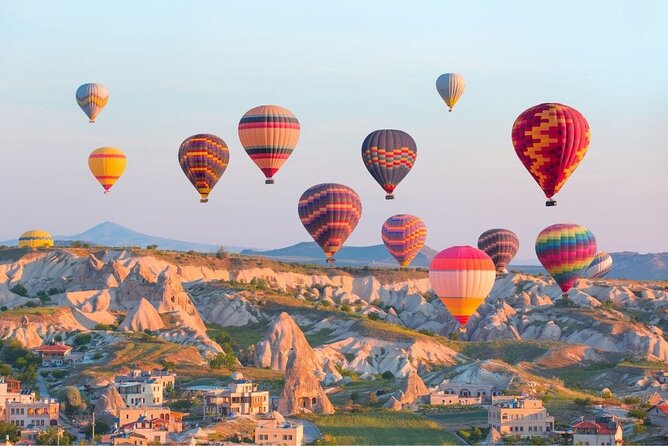 Watching Balloons on Cappadocia Sky(People Have Fear of Heights) - Quick hits on the Göreme balloon sky